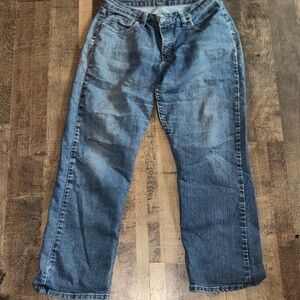 "Classic & Comfy: Riders by Lee Women's Size 8P Petite Straight Leg Blue Jeans"